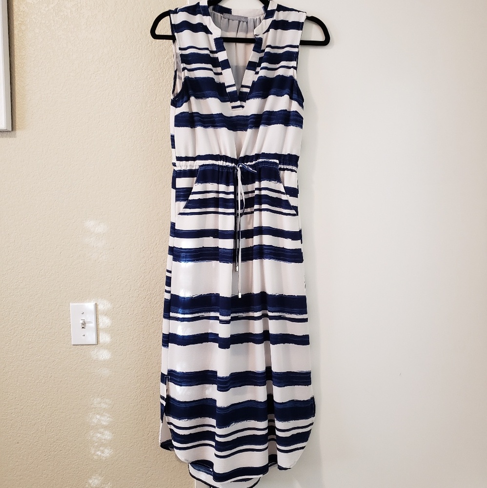 Gorgeous vacation dress!